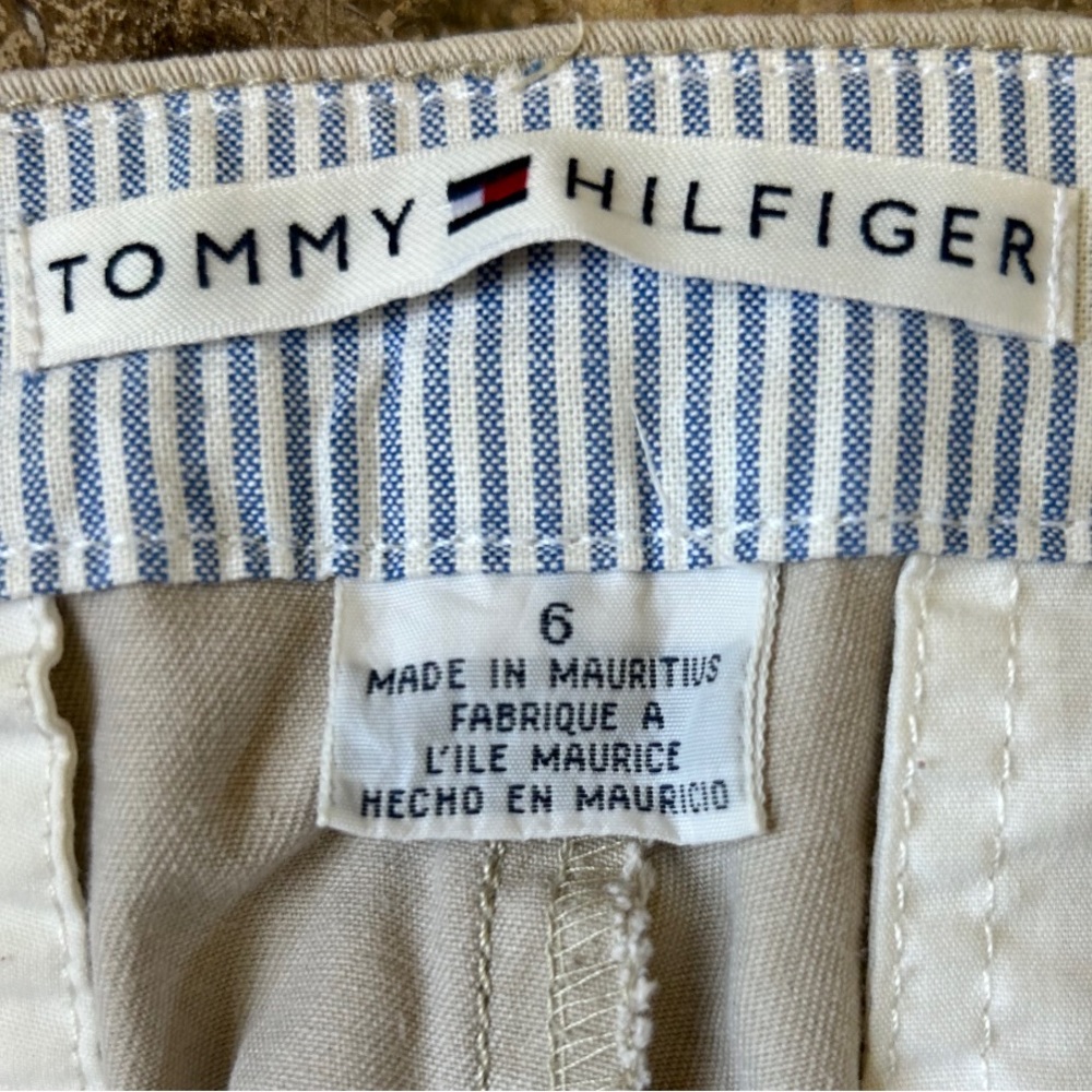 Shorts - Picture 3 of 3